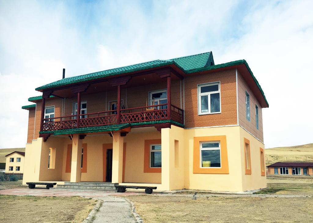 Steppe Nomads Eco Resort At Gungaluut אולן בטור מראה חיצוני תמונה