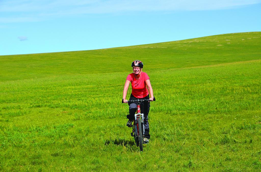 Steppe Nomads Eco Resort At Gungaluut אולן בטור מראה חיצוני תמונה